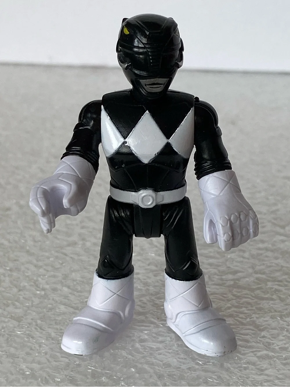Fisher Price Imaginext Power Rangers Mighty Morphin Black Power Ranger Figure